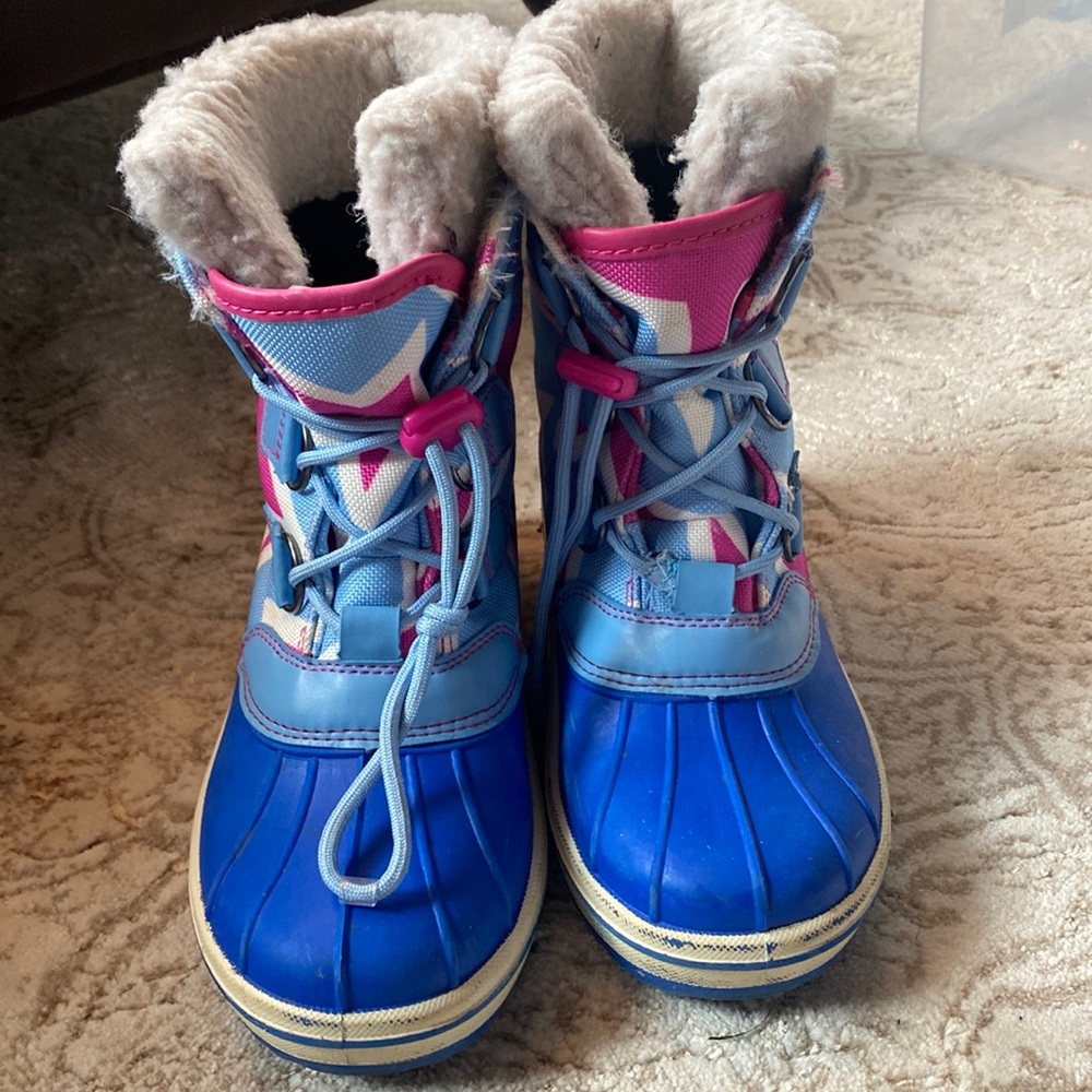 Girls size 4 Snow boots from Mini Boden